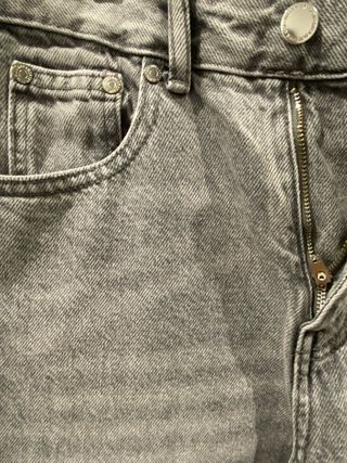 Vaqueros anchos grises Pull&Bear talla 32