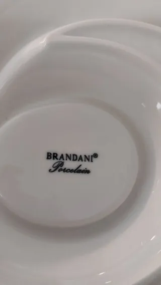 Vassoio Brandani in porcellana bianca