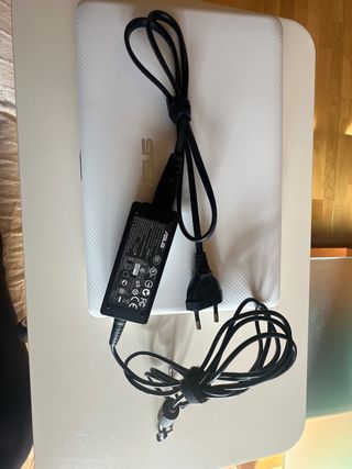 Portátil Asus Blanco