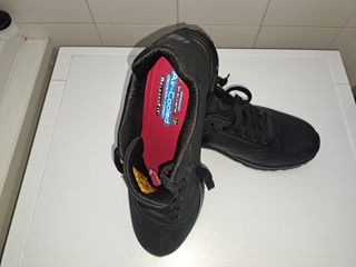 Zapatillas Skechers Hombre Negro Casi Nuevas