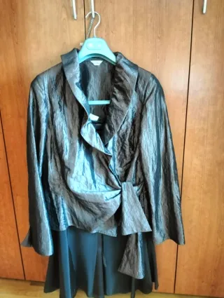 Traje dos piezas negro y gris