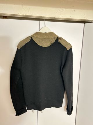 Chaqueta militar verde y negra