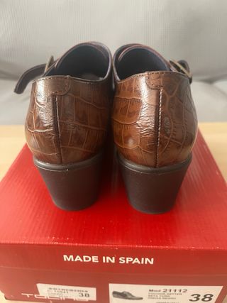 Scarpe eleganti Tolino