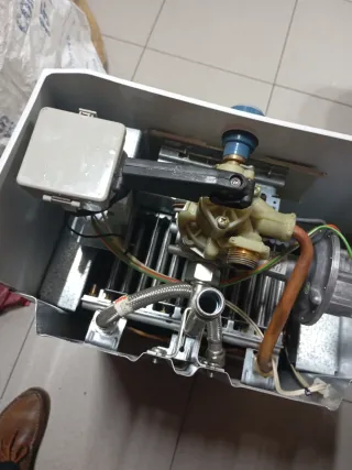 Termo de gas Nechar 15L