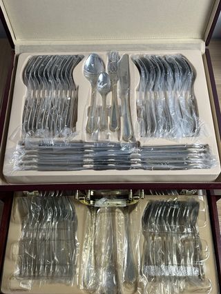 Cubertería Retier 75pz Bañada en Oro 24k