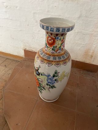 Jarrón Chino Cerámica Flores y Pavo Real