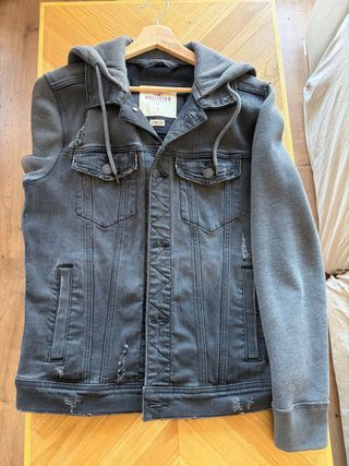 Chaqueta Hollister Negra con Capucha Talla S