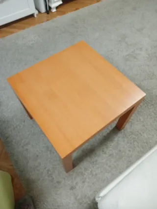 Mesa auxiliar madera Ikea