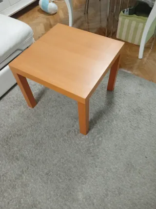 Mesa auxiliar madera Ikea
