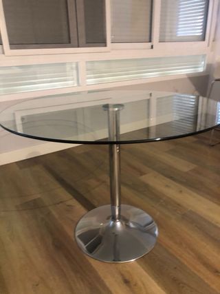 Mesa redonda cristal y metal
