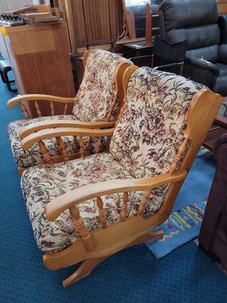 2 MECEDORAS CLÁSICAS