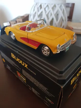 Burago Chevrolet Corvette Amarillo Bijoux.
