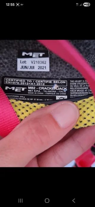 Casco de bicicleta MET rosa