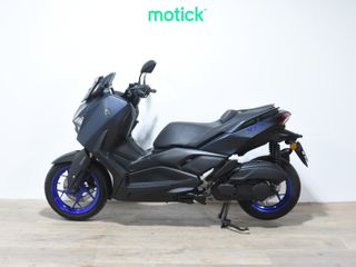 YAMAHA XMAX 125