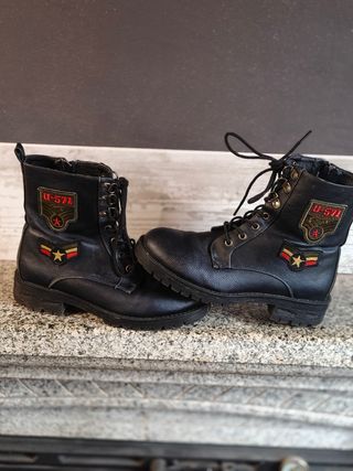 Botas militares negras
