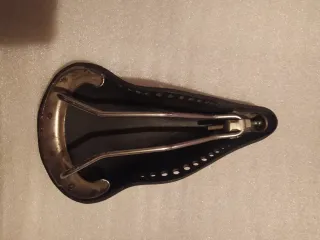 Sillín Cuero Antiguo, Sedel Olímpico