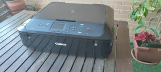 Impresora Canon Negra