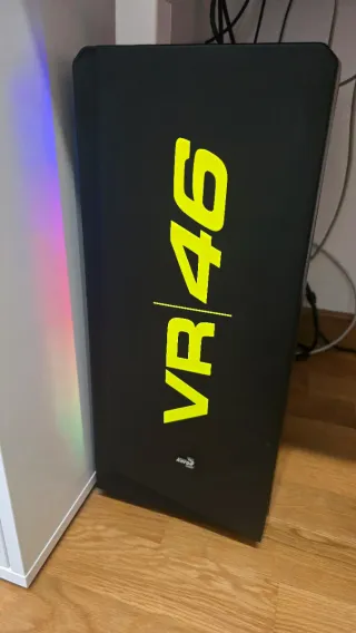 PC Ryzen 7, 16GB RAM, GTX 1660 Super 6GB + extra