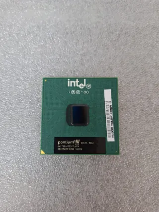 Procesador Intel Pentium III 667MHz/256/133 1.65v