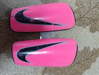 Espinilleras Nike Mercurial Rosa