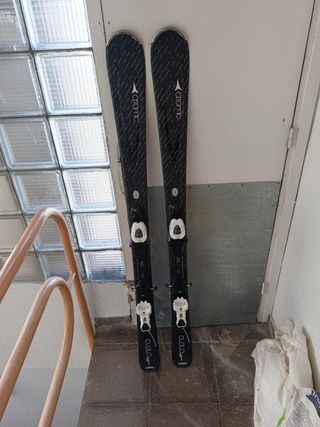 Esquís Atomic 142cm