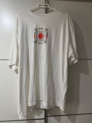 Camiseta Pull&Bear Estampado Chili Peppers