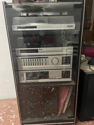Equipo de sonido AKAI: Radio y Tocadiscos