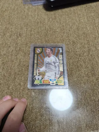 Cristiano Ronaldo Balón de Oro 2013-14(enfundada)