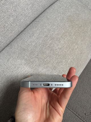 iPhone 15 512GB Plata. Estado excelente. 99% bat.