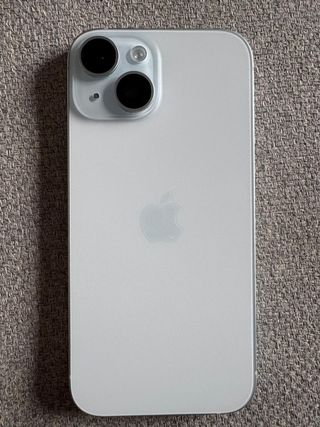 iPhone 15 512GB Plata. Estado excelente. 99% bat.