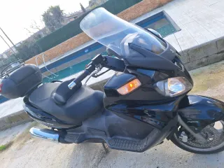 Suzuki Burgman 650 Executive
