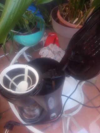 Cafetera Eléctrica Negra