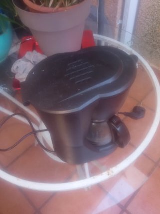 Cafetera Eléctrica Negra