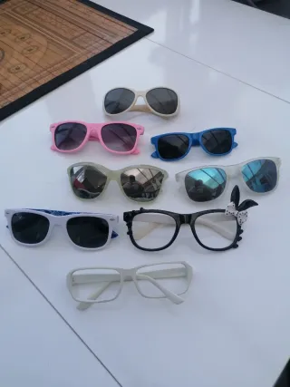 Conjunto de gafas para carnaval