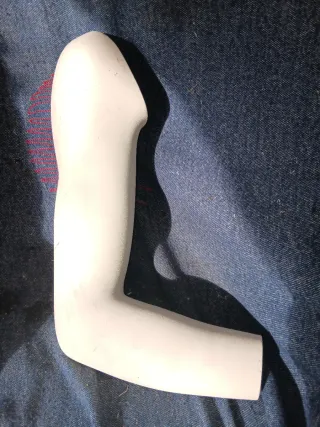 Braccio manichino bianco