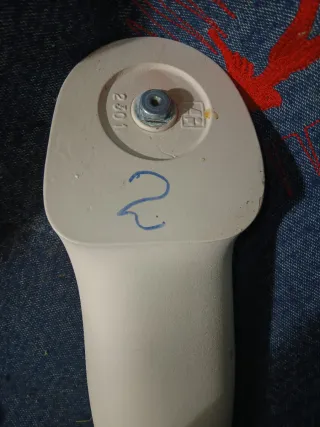 Braccio manichino bianco