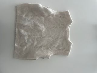 Chaleco Sfera beige talla 7-8