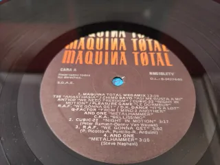Vinilo Maquina Total 2