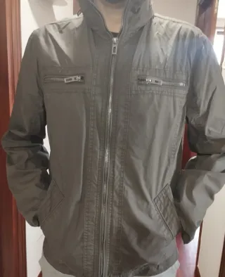 Chaqueta hombre verde oliva