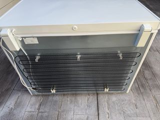 Congelador arcón Beko HSA32520