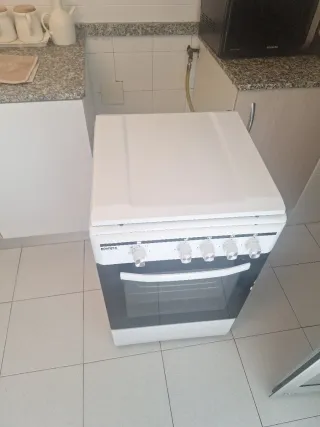 Cocina blanca Rommer con horno