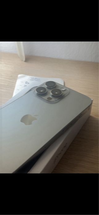 iPhone 16 Pro Max Gris Espacial