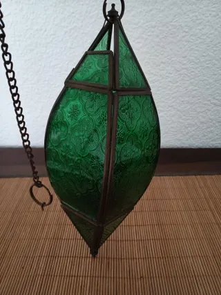 Lámpara portavelas de cristal verde