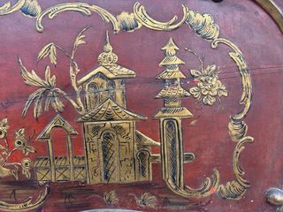 Cabecero Chino Lacado Rojo y Dorado