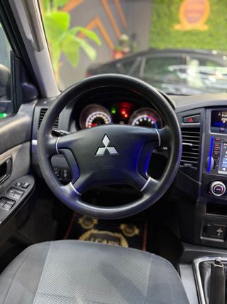 Mitsubishi Montero 3.2D