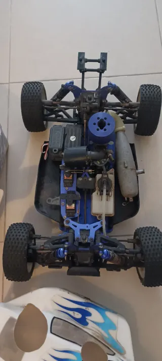 Buggy y Aerodeslizador 1/8