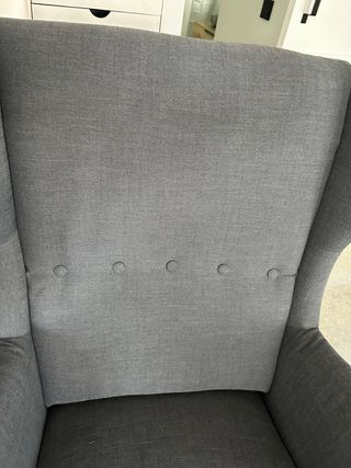 Sillón orejero STRADMON gris