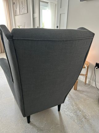 Sillón orejero STRADMON gris