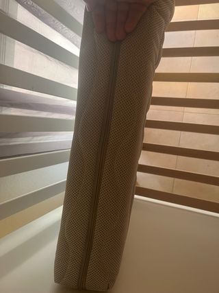 Cuna bebé con colchón, edredón y organizador.