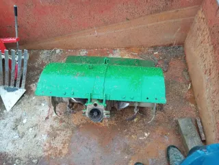 Motocultor Agria 7714 con remolque